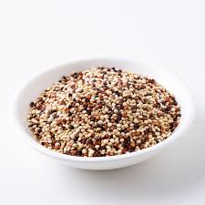 LOOSE Organic Tri-Colour Quinoa (per100g)