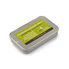 ecoLiving Toothpaste Tablets (aprox 62) with a refillable tin